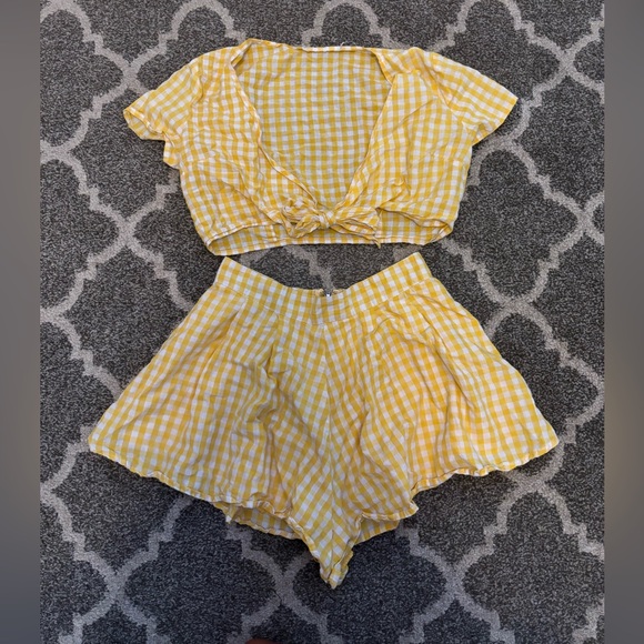 Two Piece Set - Picture 2 of 2